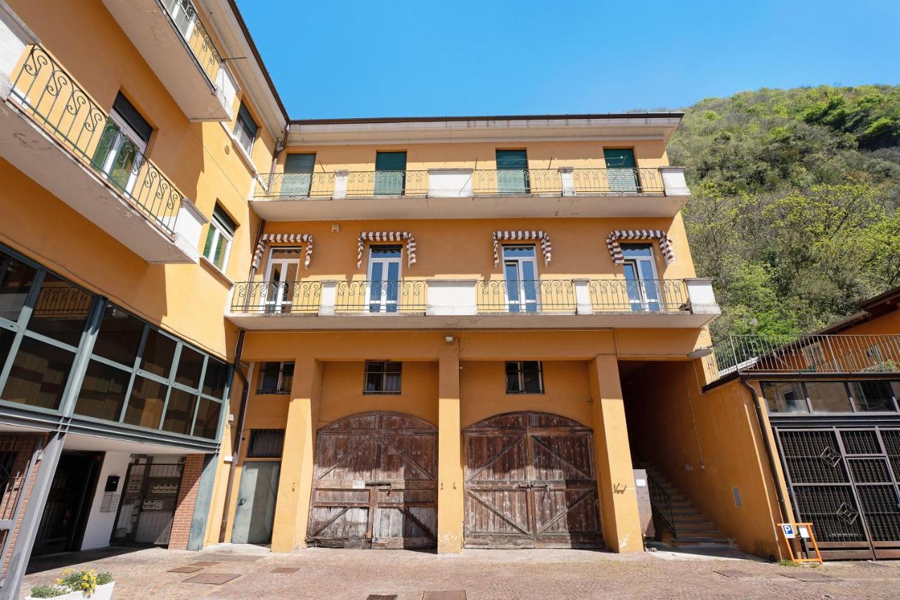 Casa Centro Laveno Mombello Buitenkant foto